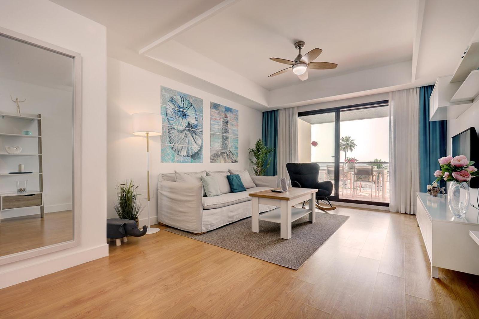 Sunrise Beach Front - Casares Del Mar Ngoại thất bức ảnh