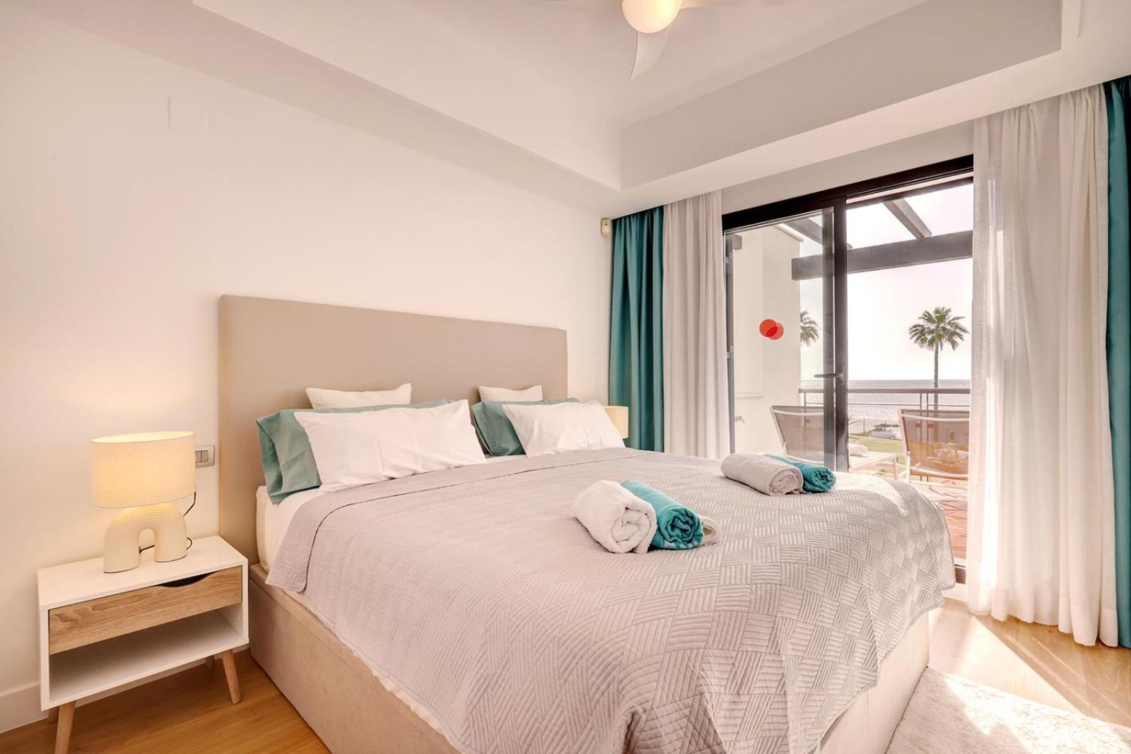 Sunrise Beach Front - Casares Del Mar Ngoại thất bức ảnh