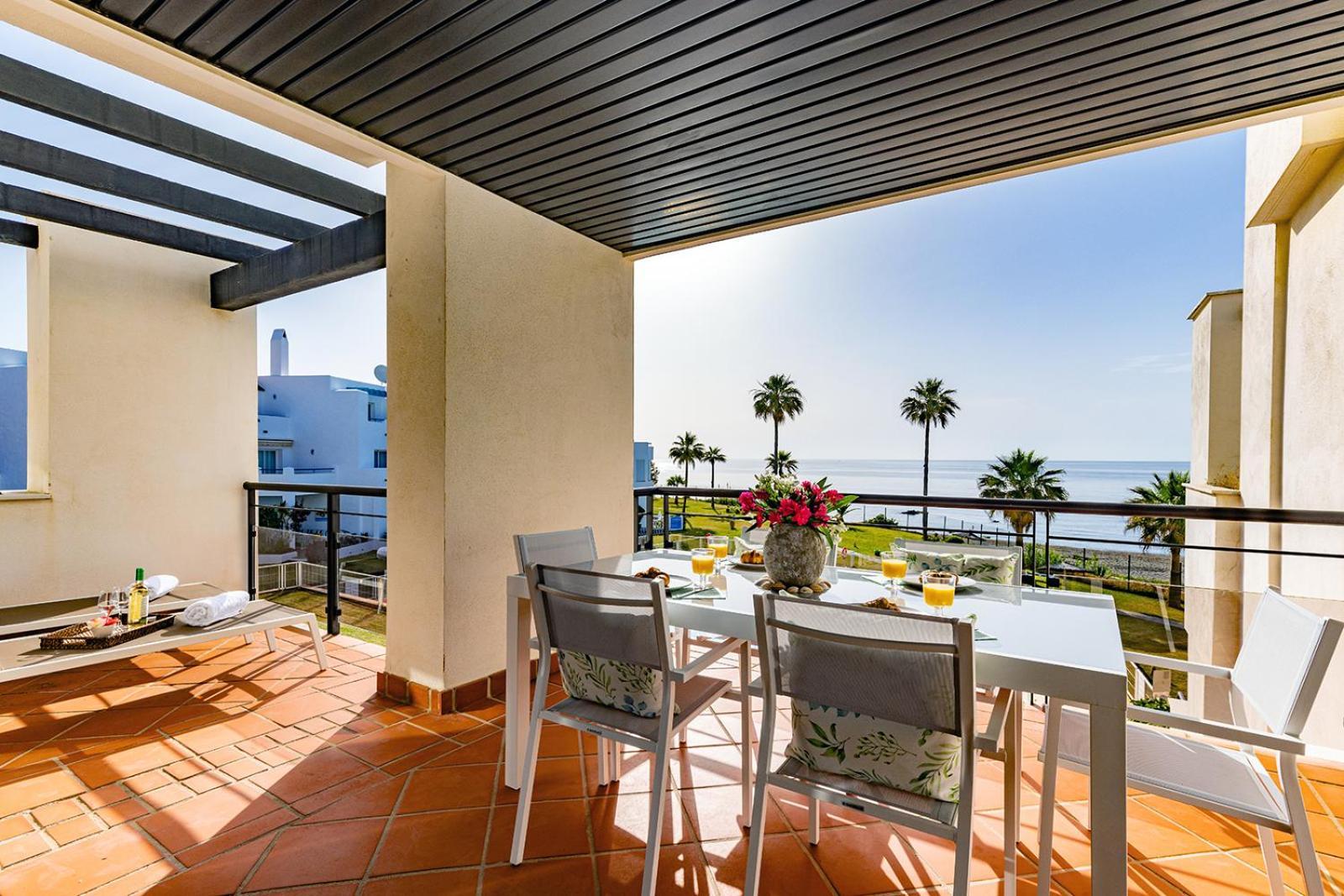Sunrise Beach Front - Casares Del Mar Ngoại thất bức ảnh